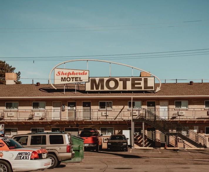 an old motel - jan vrabec - sparrow's english reader - Level 3 English reading for studnets of English